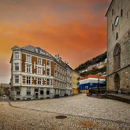 Kong Oscars Gate 28 - 302 * Bergen